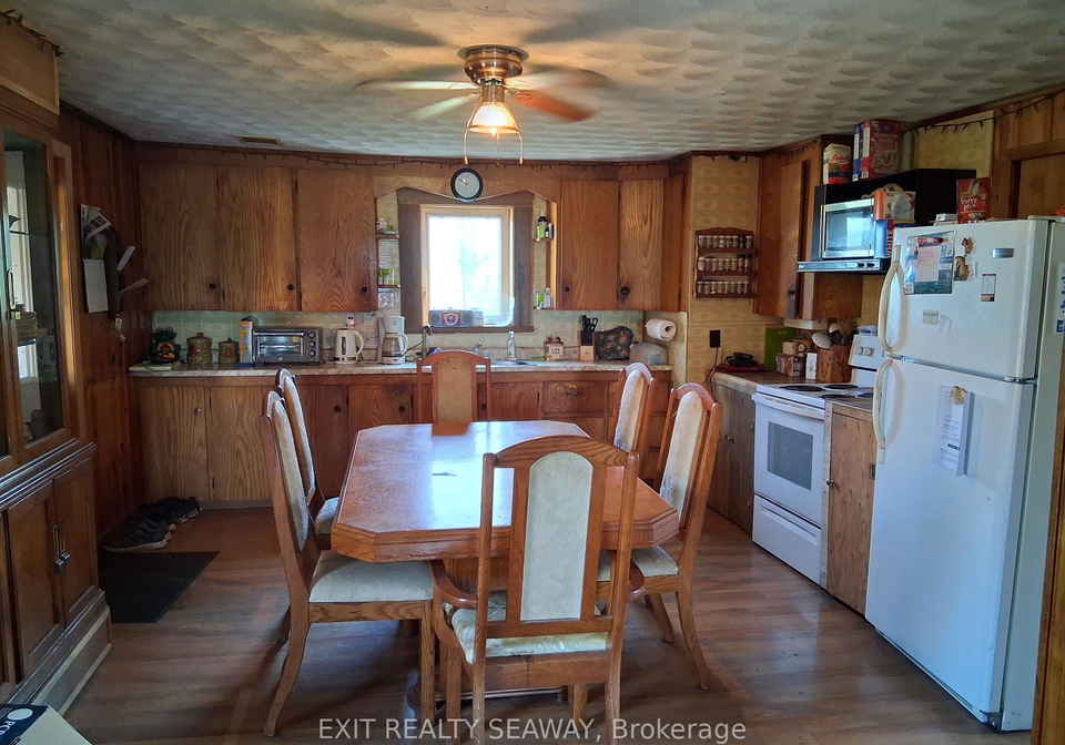 4725-12th-road-south-stormont-ontario-x13142252