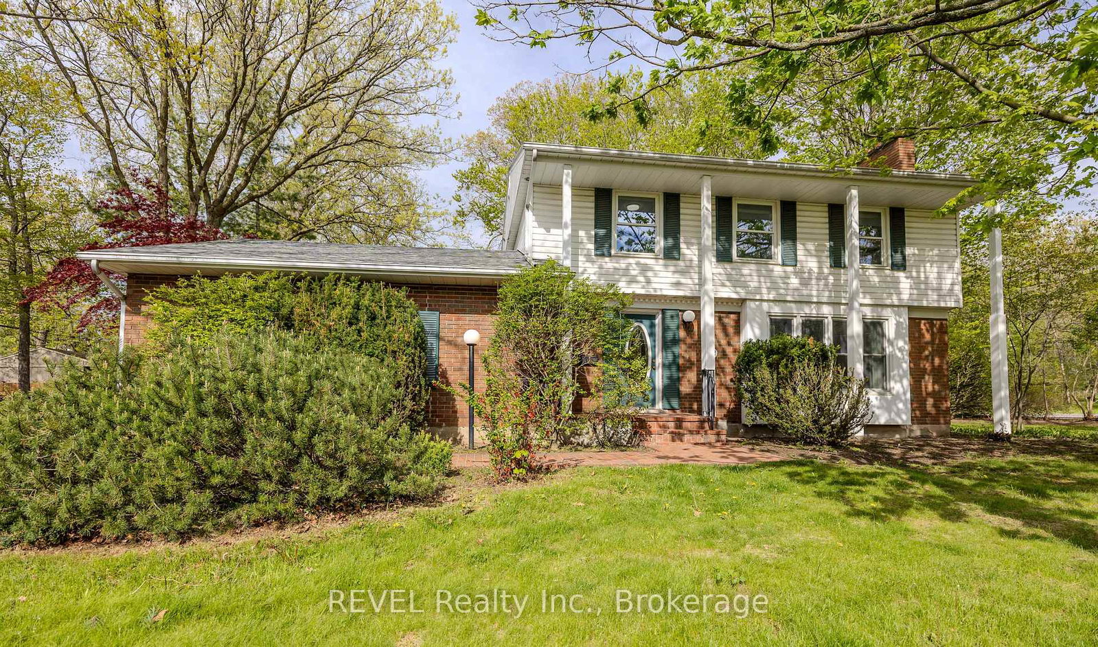 19-woodington-crescent-st-catharines-ontario-x13142270