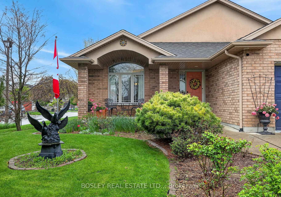 15-hope-avenue-niagara-on-the-lake-ontario-x13142452