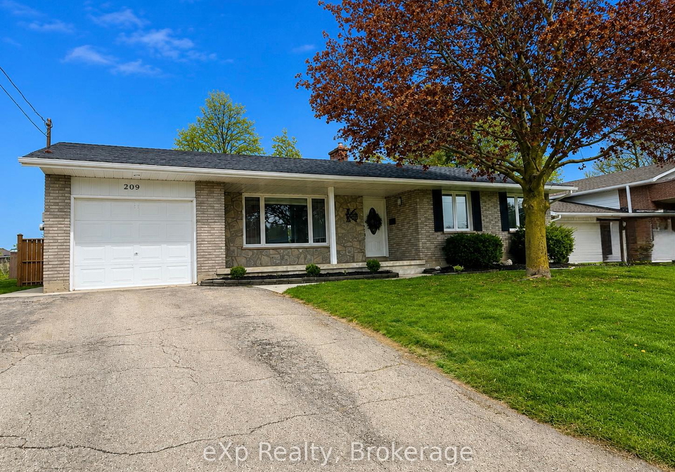 209-15th-avenue-hanover-ontario-x13142674