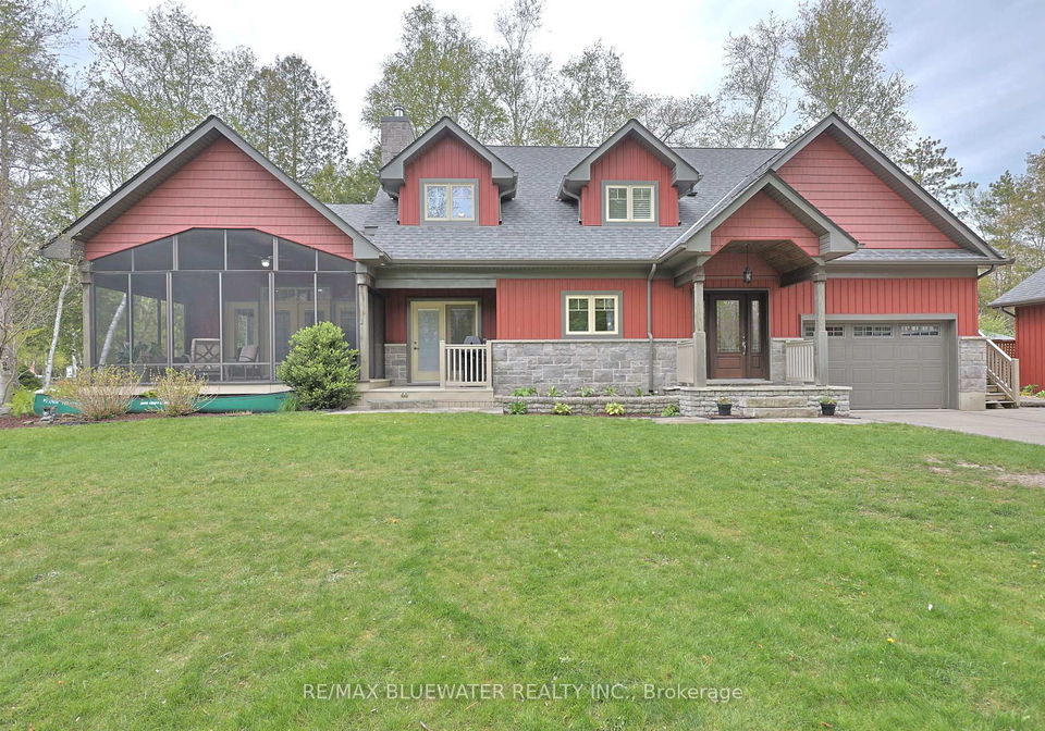 6436-robert-avenue-lambton-shores-ontario-x13142882
