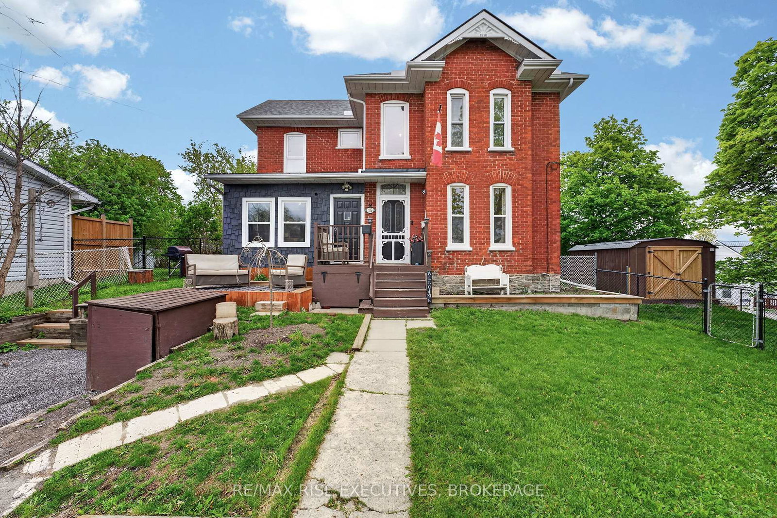 18-stone-street-belleville-ontario-x13142952