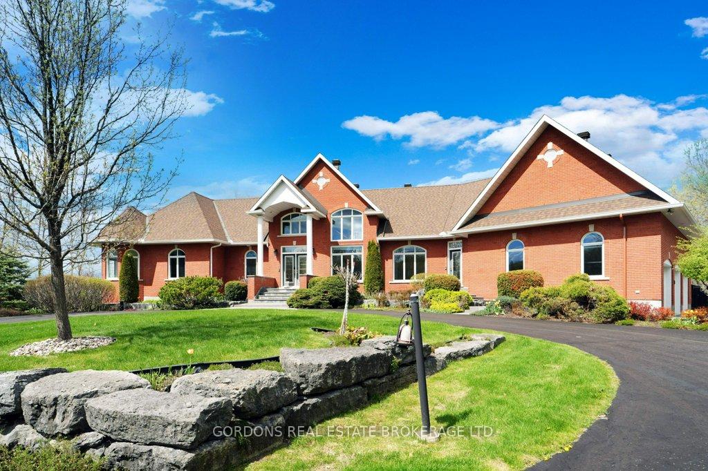 2369-lookout-drive-ottawa-ontario-x13143046