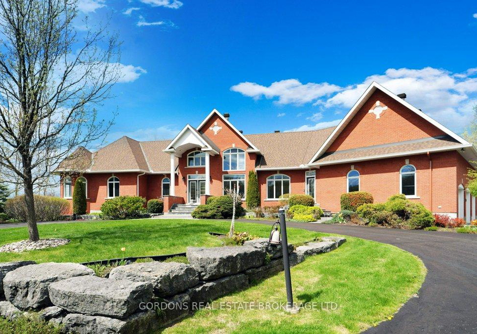 2369-lookout-drive-ottawa-ontario-x13143046