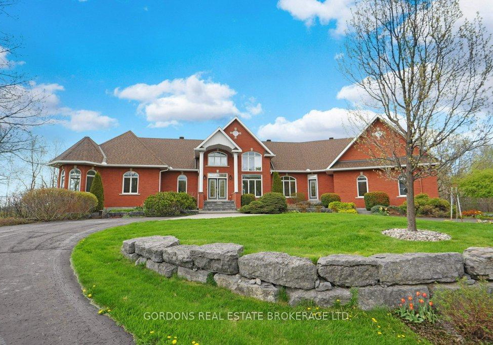 2369-lookout-drive-ottawa-ontario-x13143046