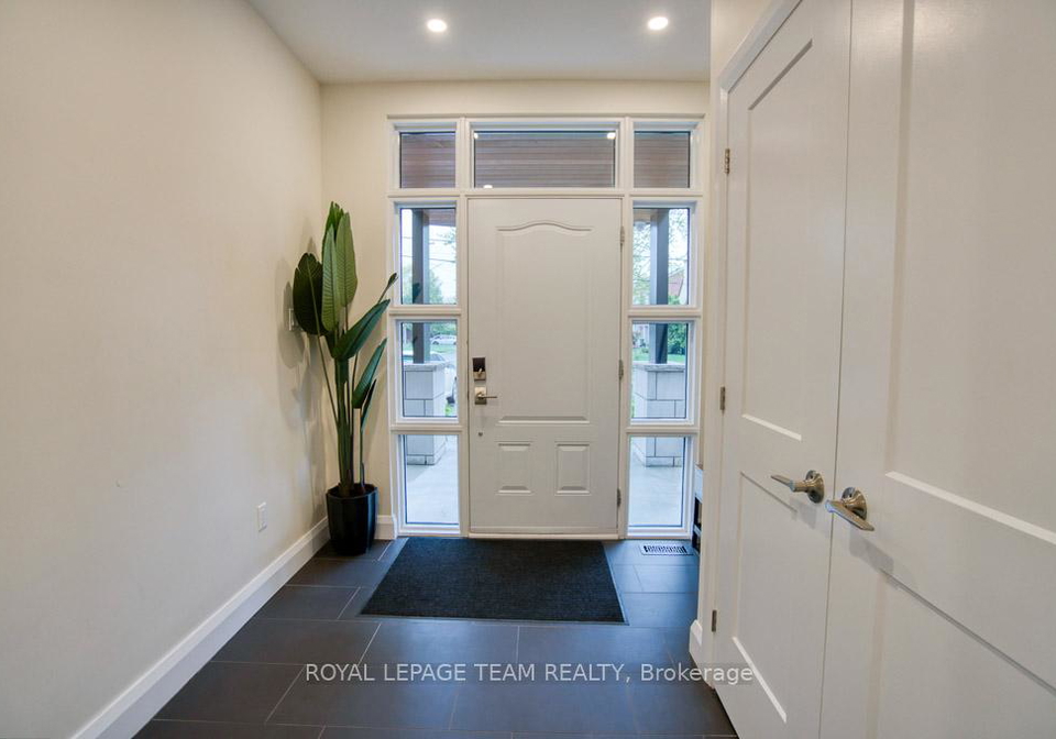 49-aylen-avenue-ottawa-ontario-x13143082