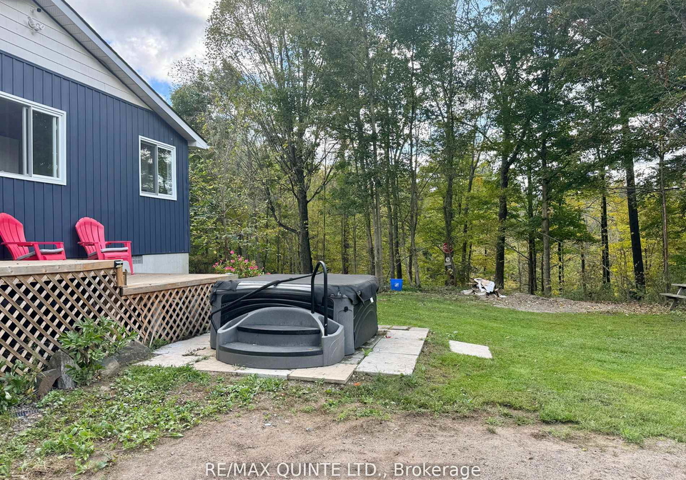109006-hwy-7-highway-tweed-ontario-x13143144