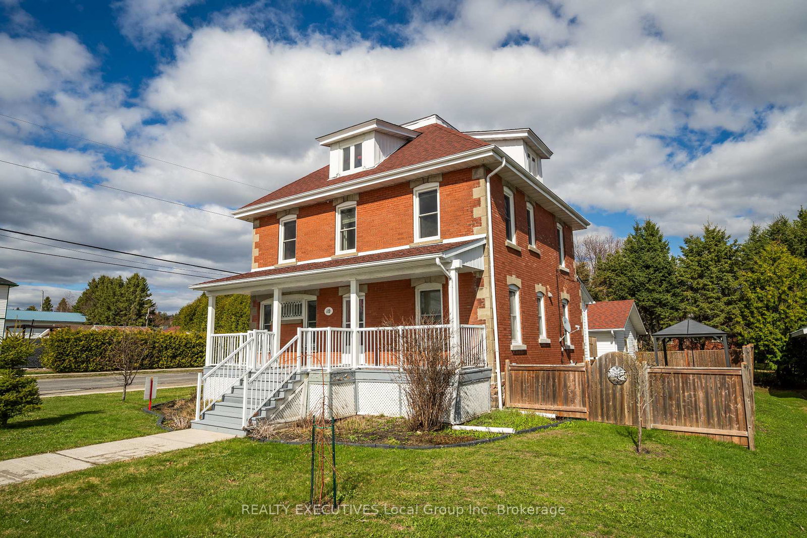 10-dubeau-street-west-nipissing-ontario-x13143258