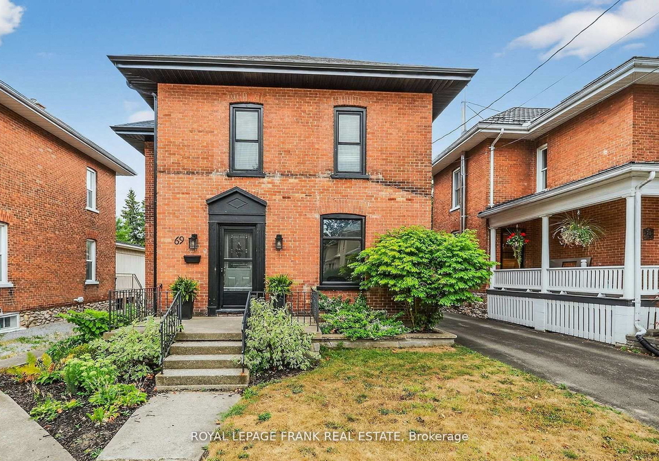 69-peel-street-kawartha-lakes-ontario-x13143264