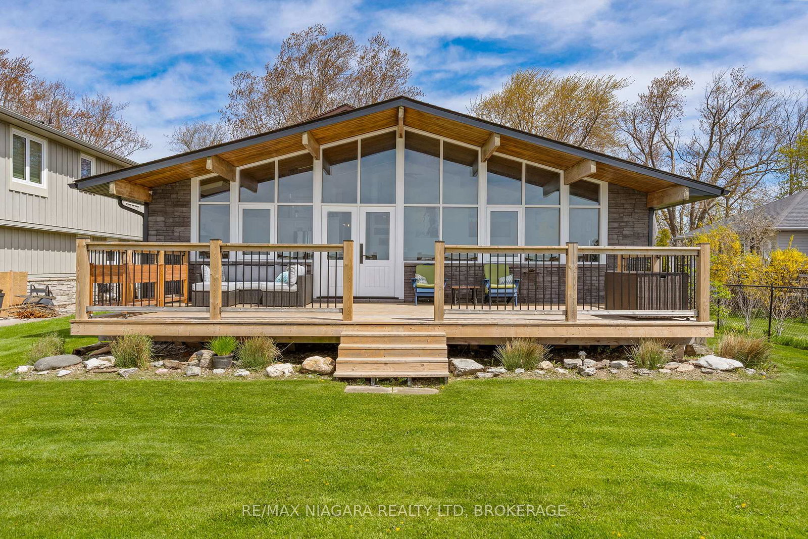 10825-lakeshore-road-w-wainfleet-ontario-x13143304