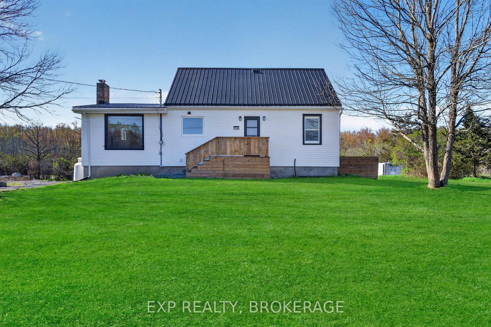 1528-enright-road-tyendinaga-ontario-x13143628