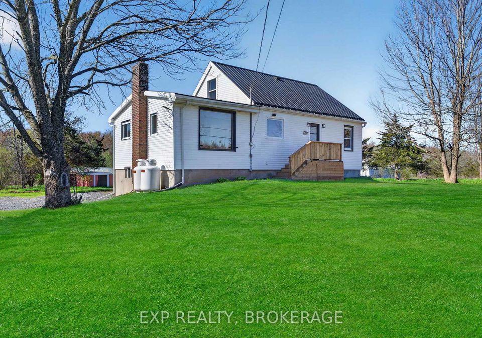 1528-enright-road-tyendinaga-ontario-x13143628