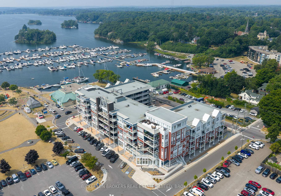 130-water-street-gananoque-ontario-x13143922