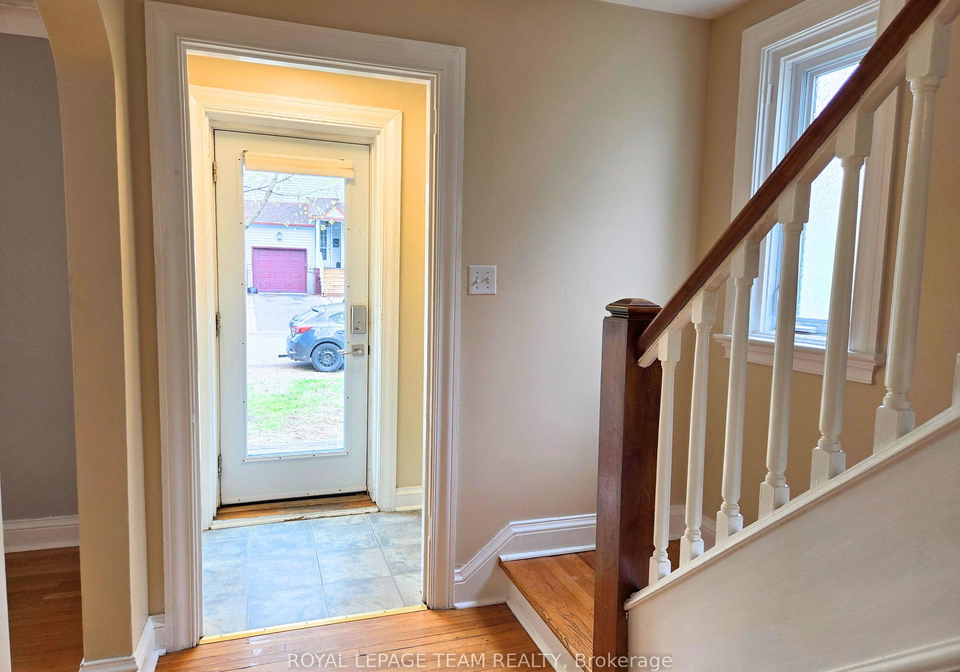 614-melbourne-avenue-ottawa-ontario-x13144030