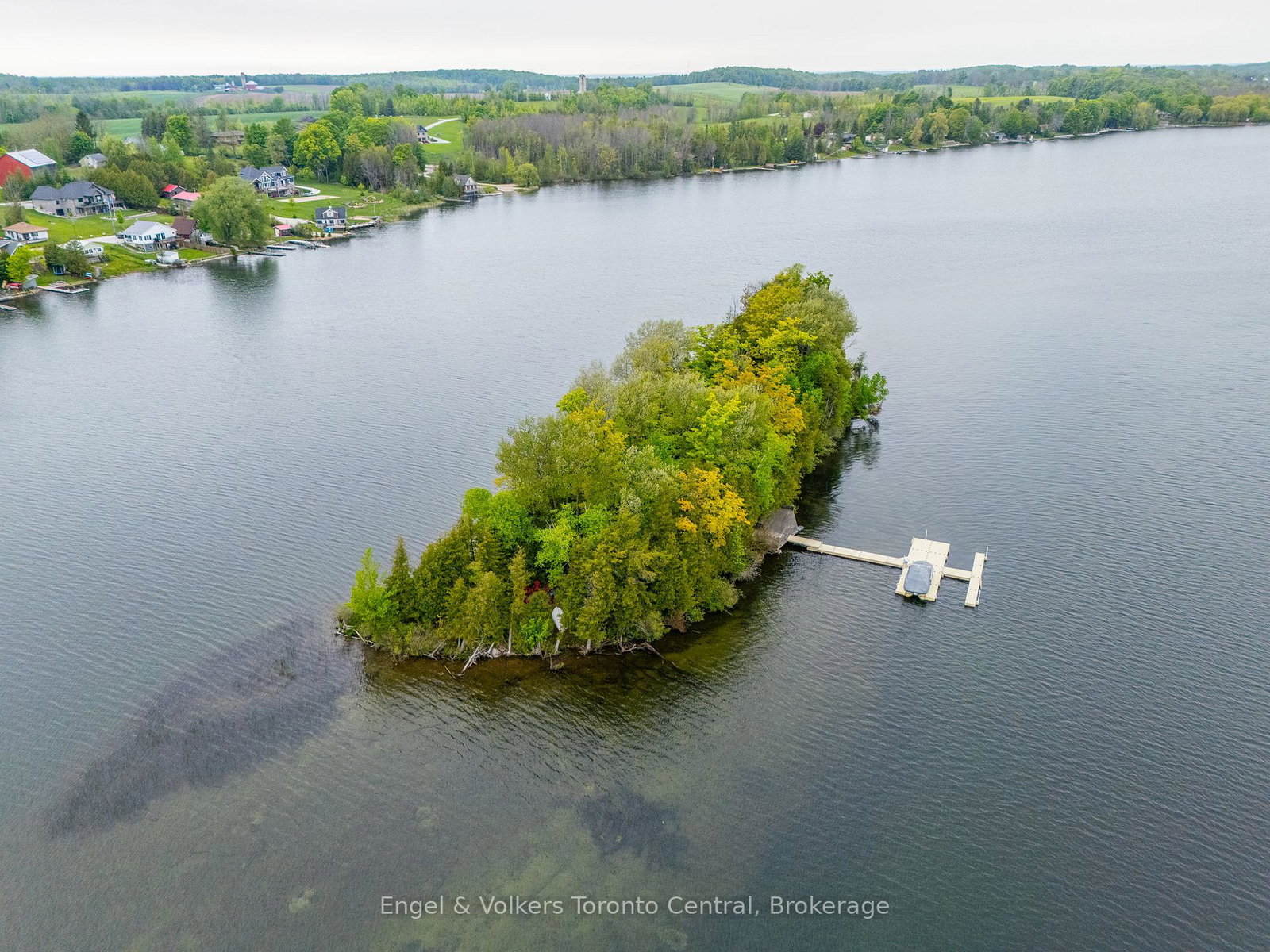 14-victoria-island-south-bruce-peninsula-ontario-x13144318