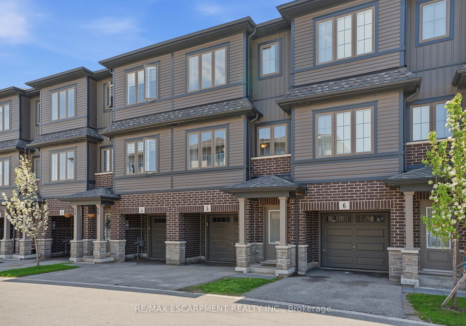 124-compass-trail-cambridge-ontario-x13144324