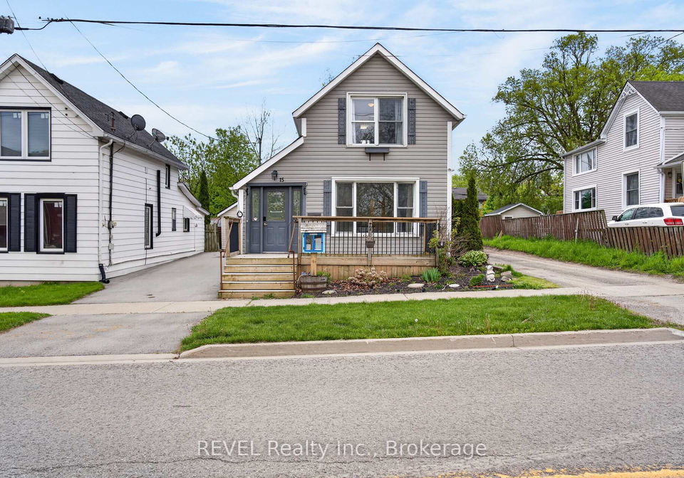 15-phipps-street-fort-erie-ontario-x13144332