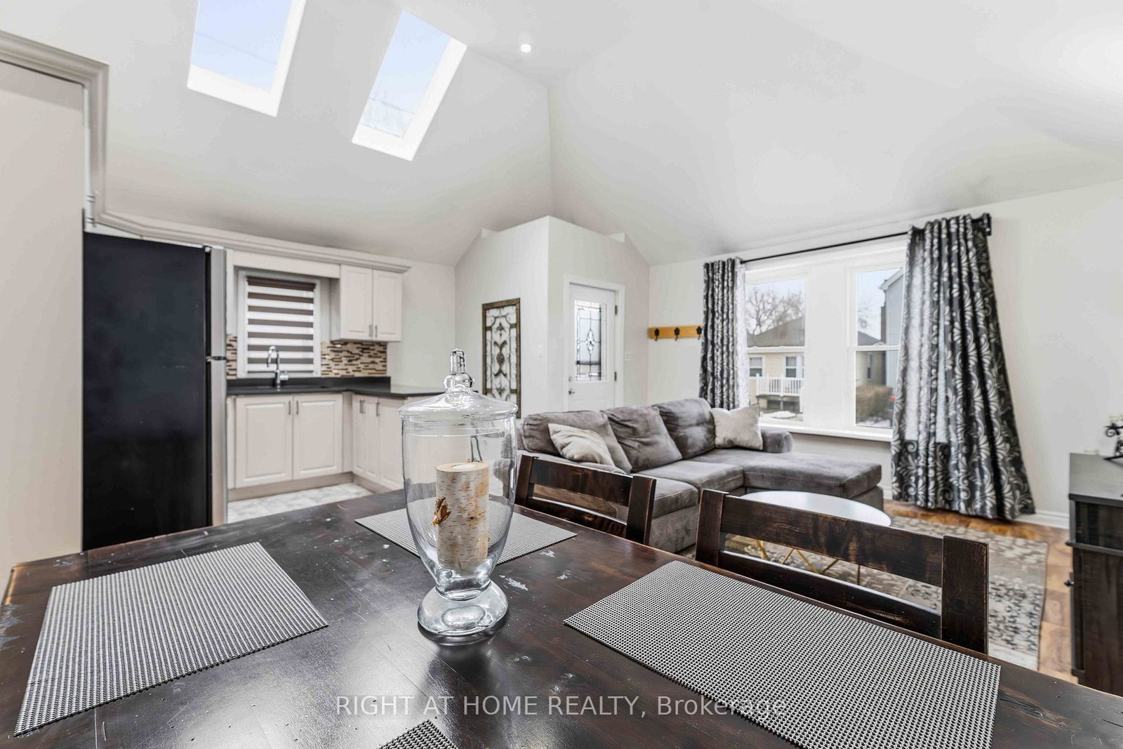 74-province-street-n-hamilton-ontario-x13144366