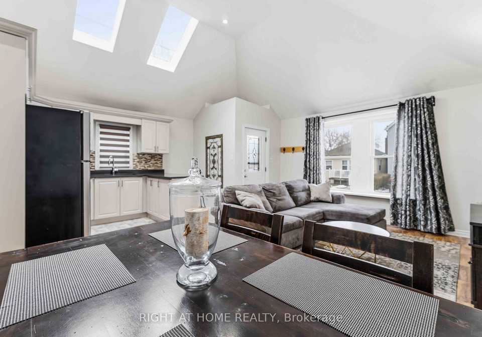 74-province-street-n-hamilton-ontario-x13144366