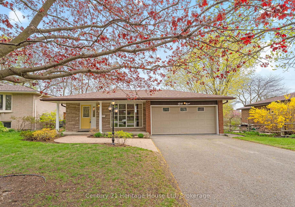 49-vanier-drive-guelph-ontario-x13144428