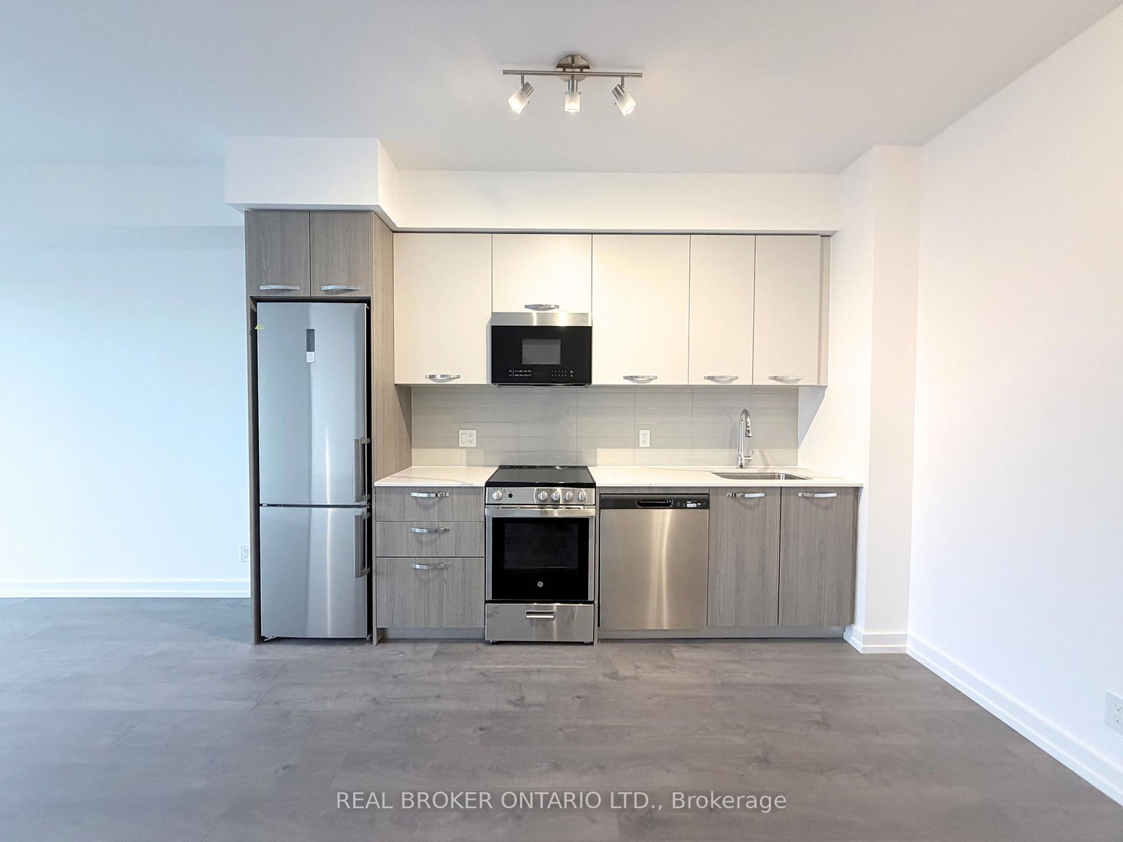 75-james-street-s-hamilton-ontario-x13144772