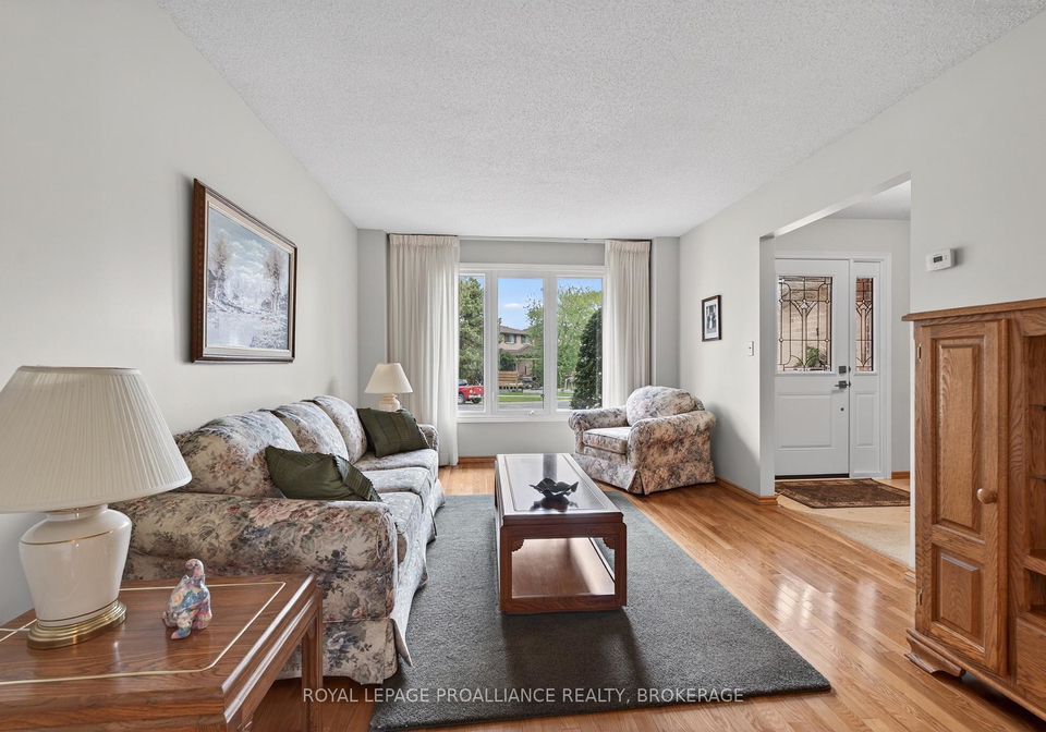 887-crestwood-avenue-kingston-ontario-x13144788