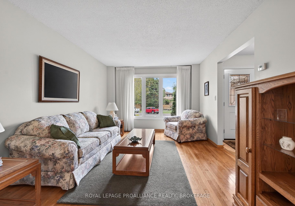 887-crestwood-avenue-kingston-ontario-x13144788