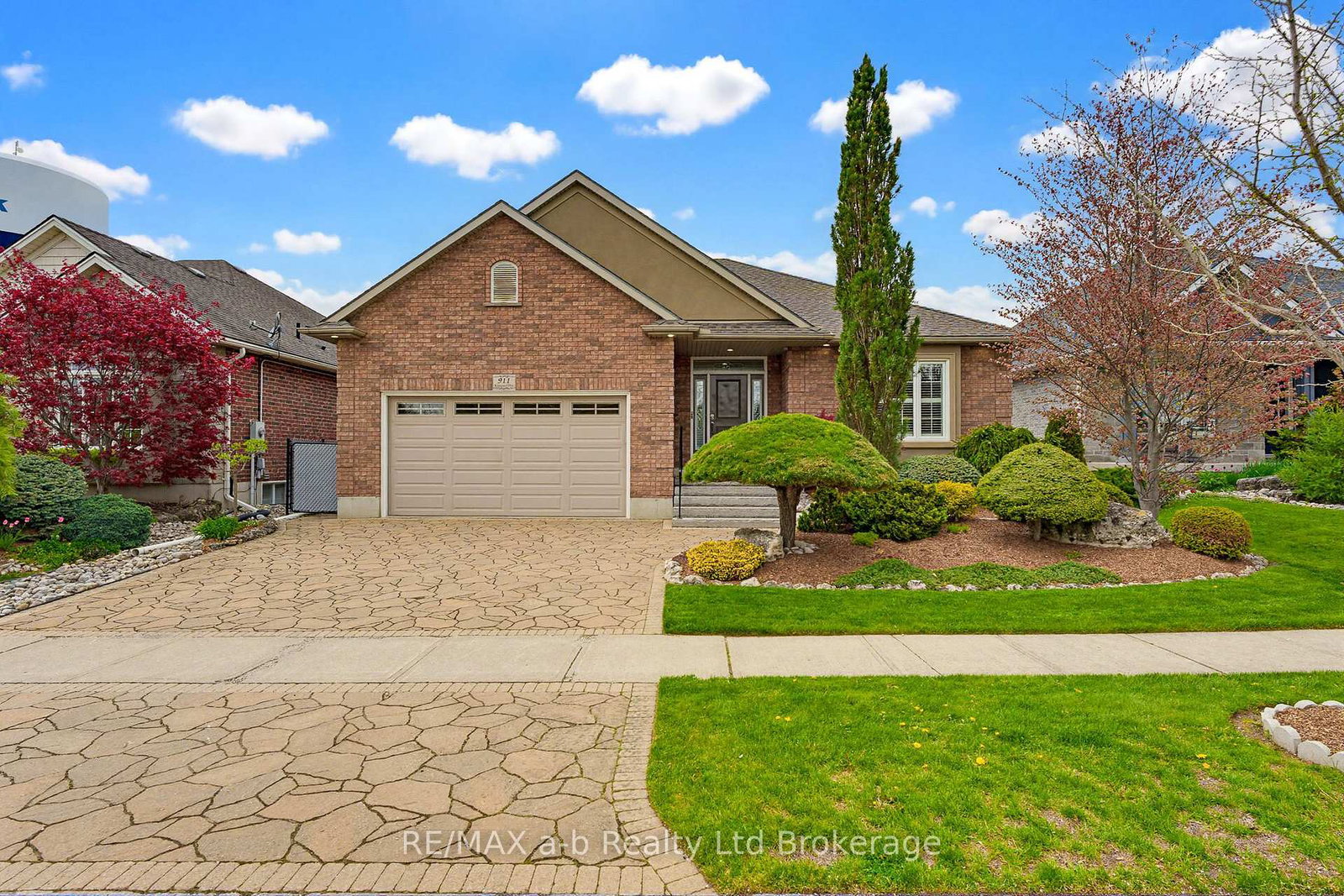 911-ridgewood-drive-woodstock-ontario-x13144818
