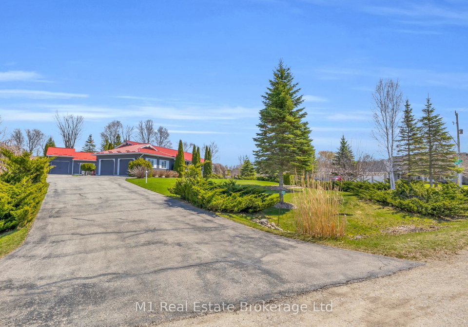 2-joanne-crescent-minto-ontario-x13144938
