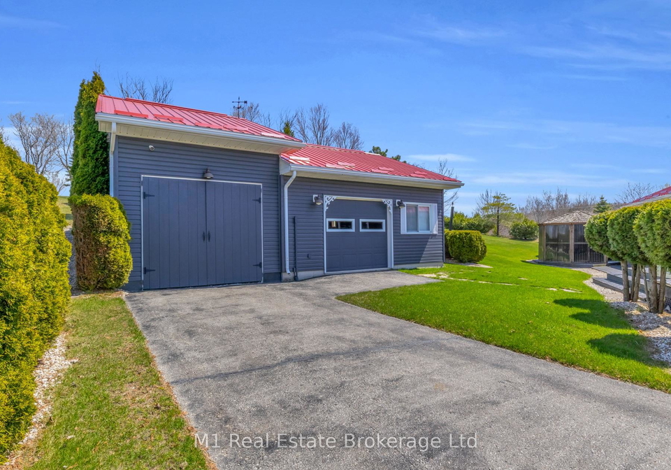 2-joanne-crescent-minto-ontario-x13144938