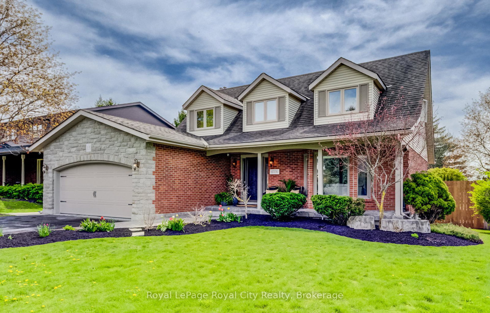 15-joann-crescent-centre-wellington-ontario-x13145116