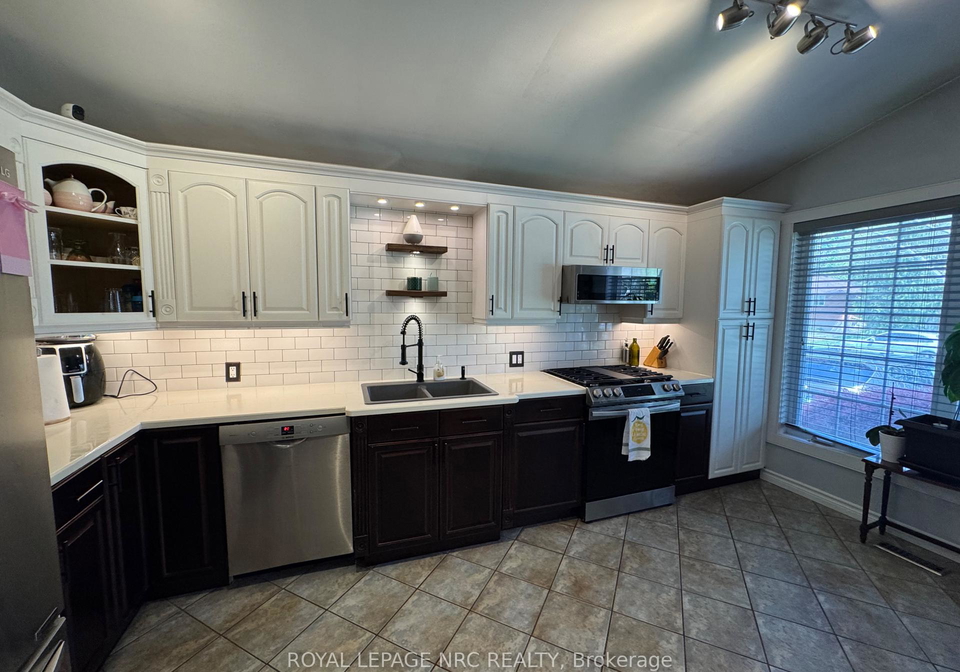 3-clearview-heights-st-catharines-ontario-x13145266