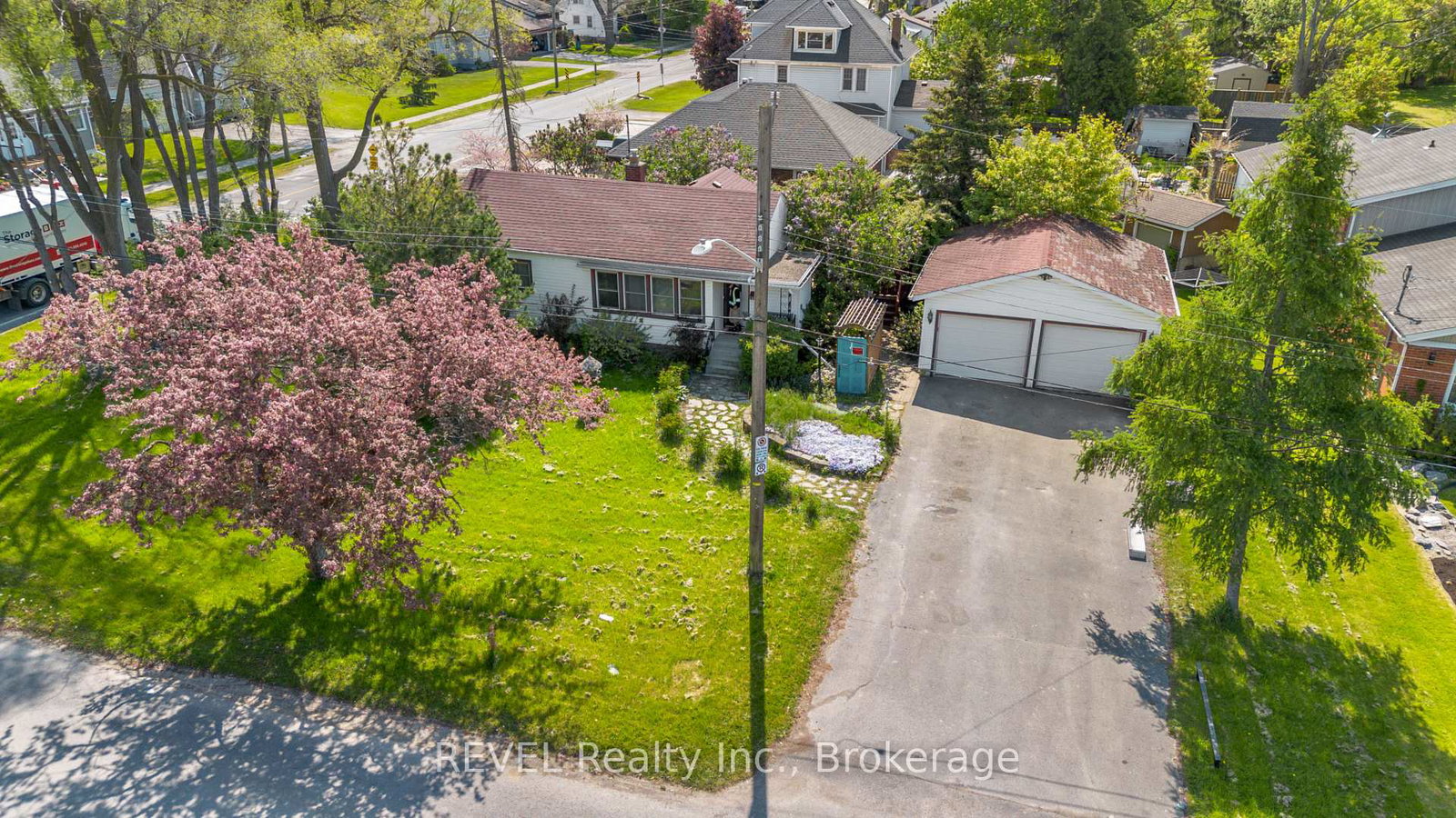 7962-booth-street-niagara-falls-ontario-x13145300