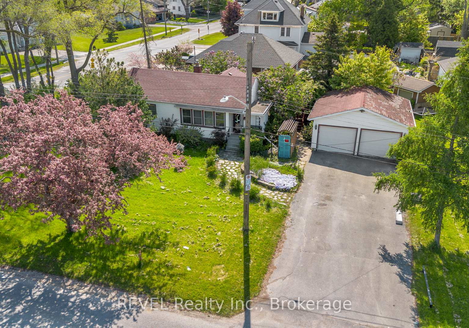 7962-booth-street-niagara-falls-ontario-x13145300