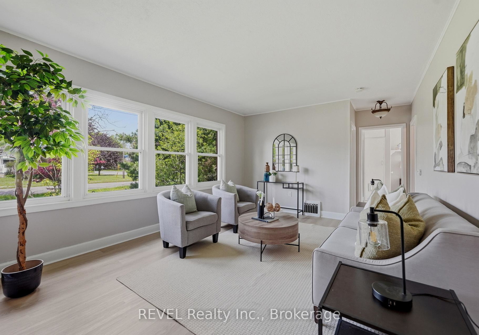 7962-booth-street-niagara-falls-ontario-x13145300