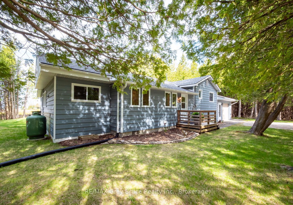 188-bay-street-south-bruce-peninsula-ontario-x13145546
