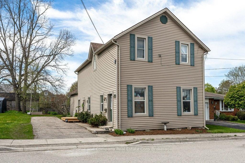 74-quebec-street-west-perth-ontario-x13145712