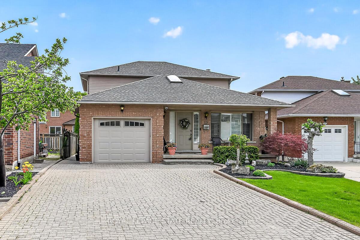 15-gabriele-court-hamilton-ontario-x13145910