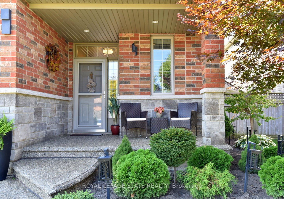 12-degrow-crescent-hamilton-ontario-x13145966