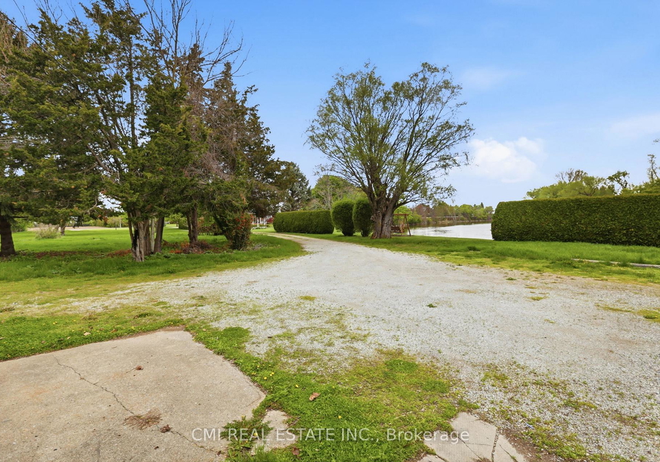 7526-grande-river-line-chatham-kent-ontario-x13146142