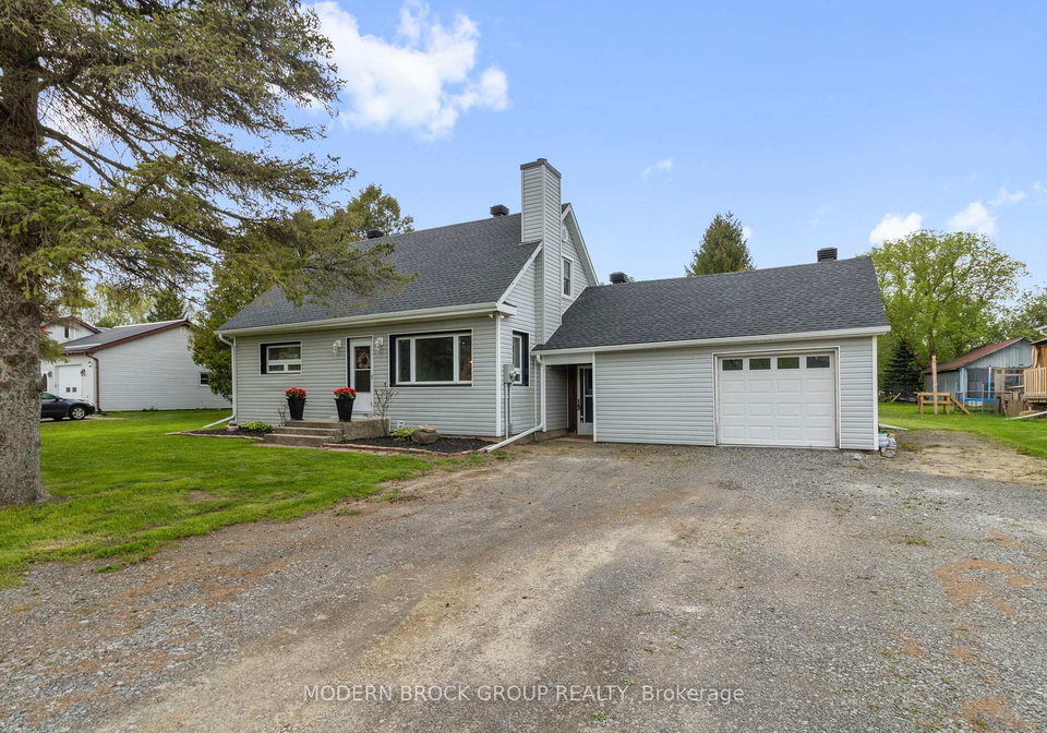 1055-county-road-15-augusta-ontario-x13146288