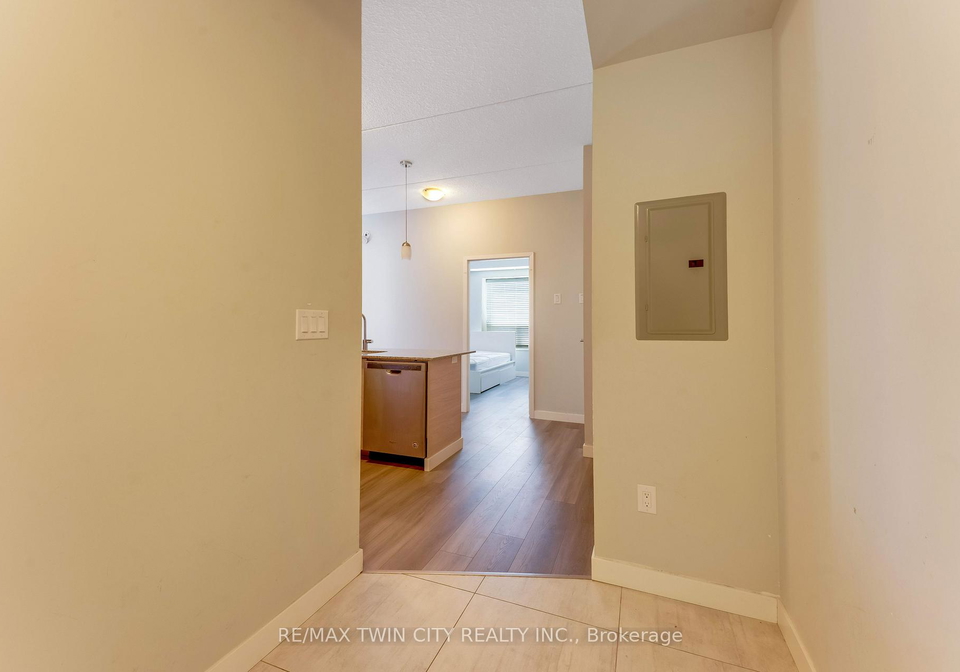 318-spruce-street-e-waterloo-ontario-x13146400