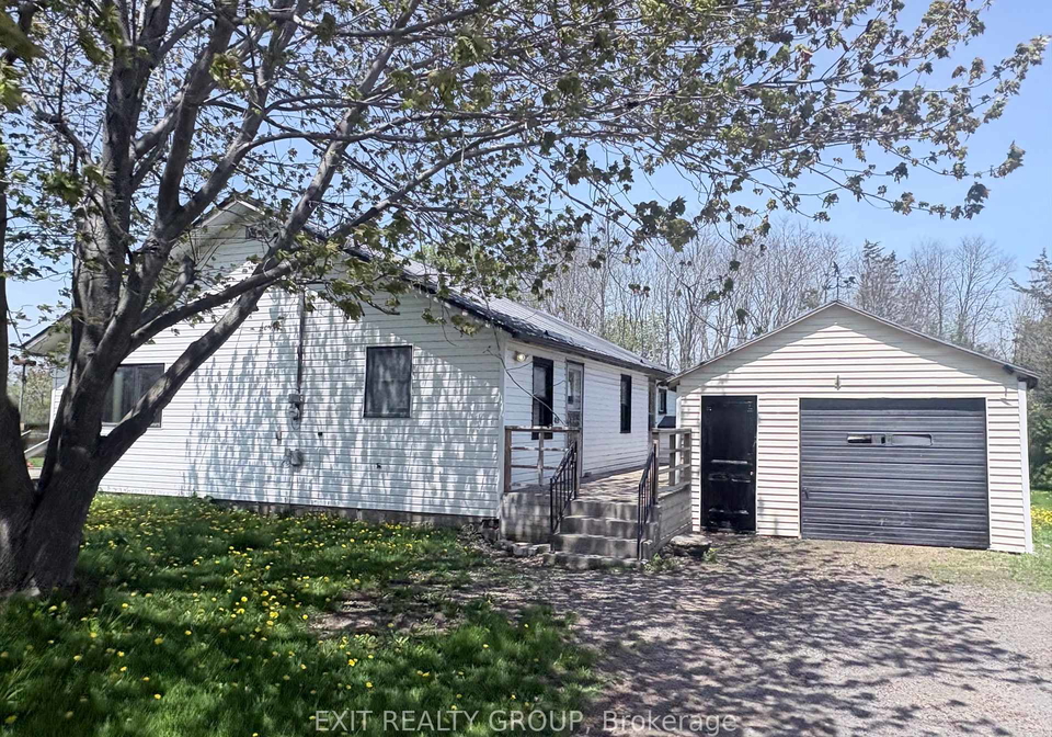 48-county-road-29-prince-edward-county-ontario-x13146432