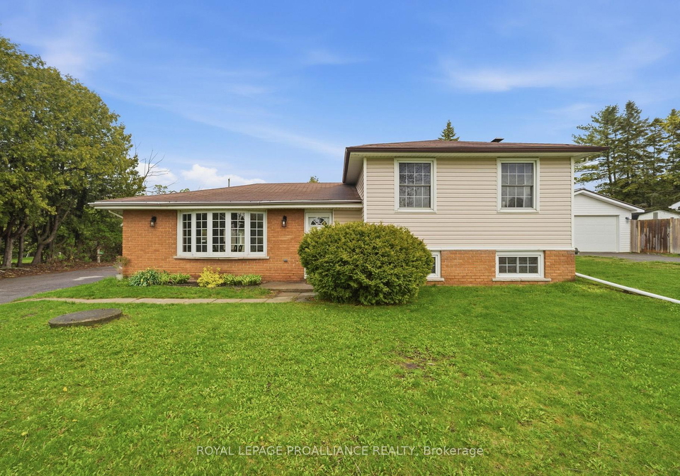 584-whites-road-quinte-west-ontario-x13146600