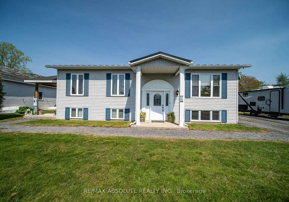 duchesse-crescent-e-russell-ontario-x13146612