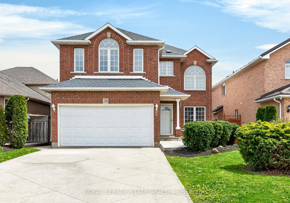39-distin-drive-hamilton-ontario-x13146722