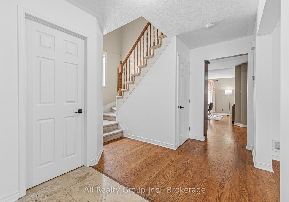 132-grenadier-way-ottawa-ontario-x13147144