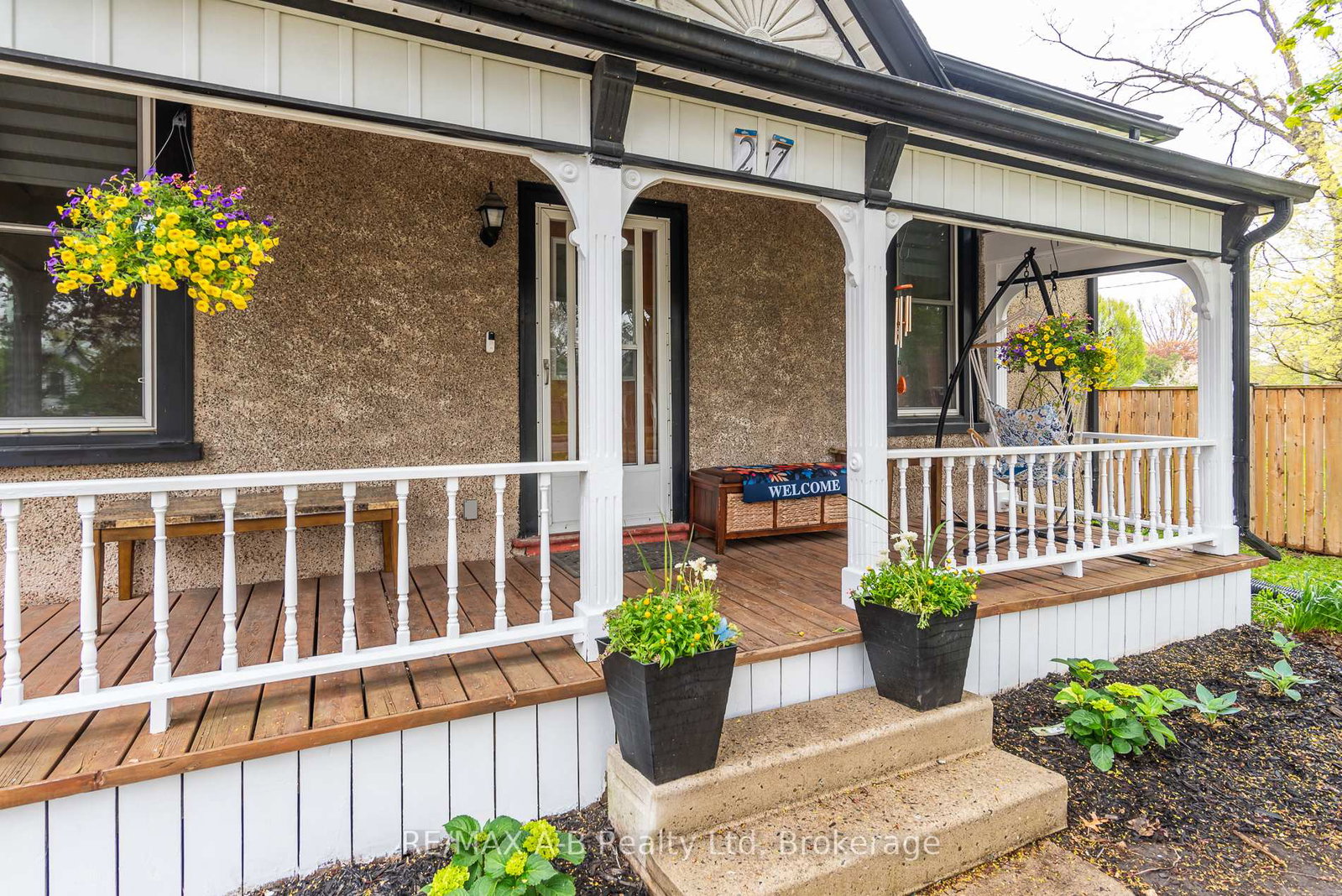27-home-street-stratford-ontario-x13147604