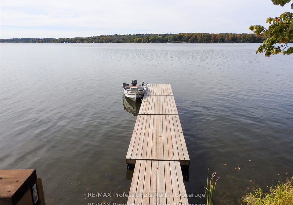 53-long-island-otonabee-south-monaghan-ontario-x13147678