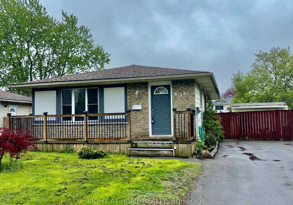 8158-paddock-trail-drive-niagara-falls-ontario-x13147680